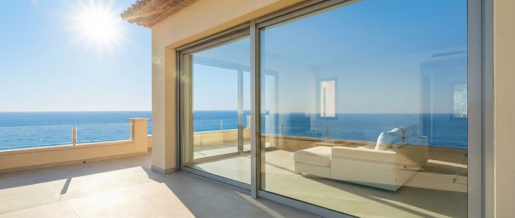 Comparativa de Vidrios de Control Solar: Guía Completa 2026 1 Comparativa de Vidrios de Control Solar